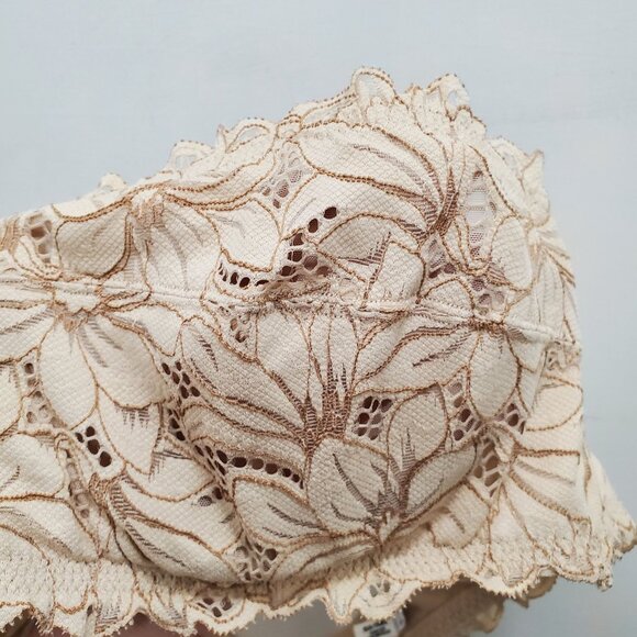 Aerie Strapless Beige Cream Eyelet Lace Underwire Bandeau Bra Size 38B - Picture 2 of 5